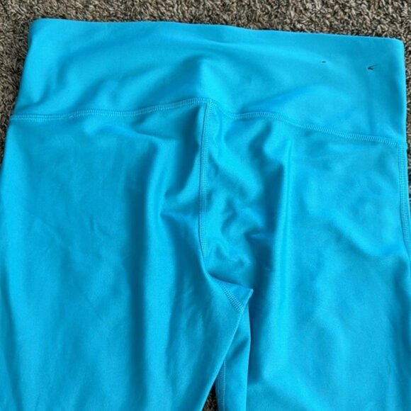 Under Armour Large Teal Cropped Legging - Picture 6 of 8